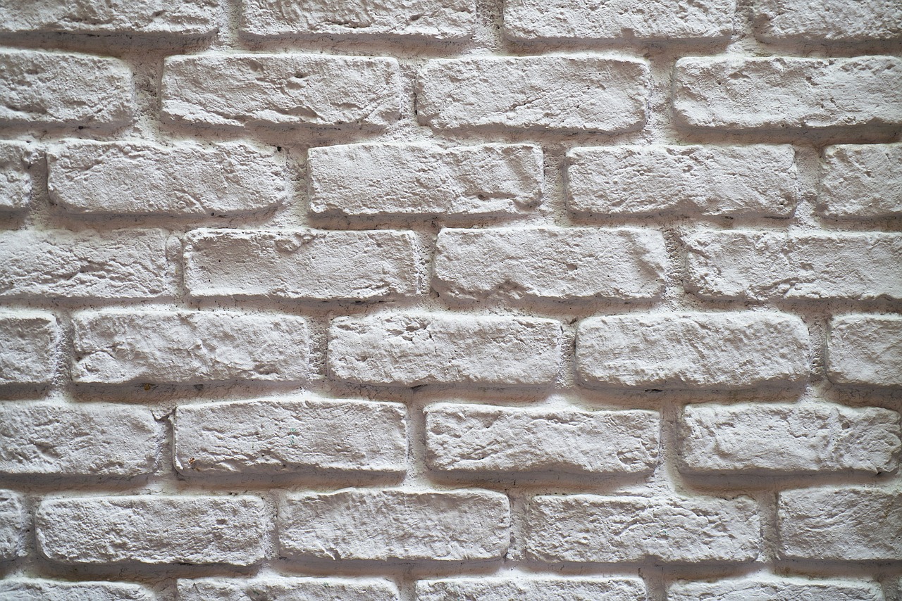How to Create a DIY Memory Wall for Your Home